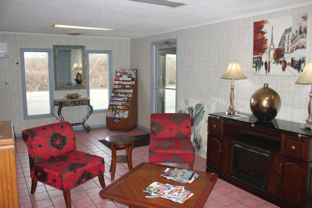 Red Carpet Inn - Louisville Luaran gambar