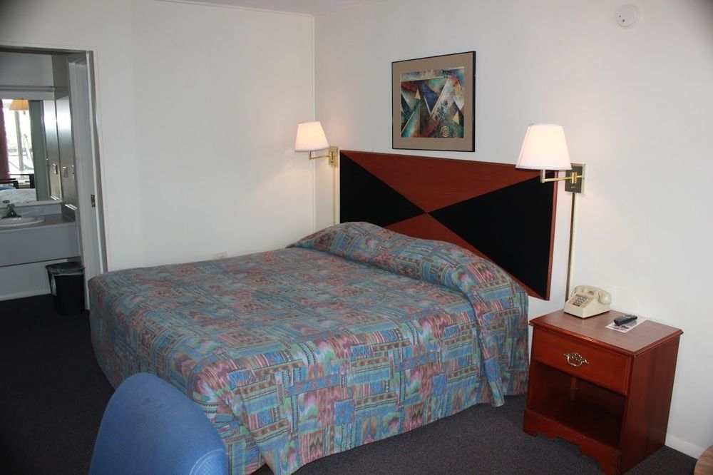 Red Carpet Inn - Louisville Luaran gambar