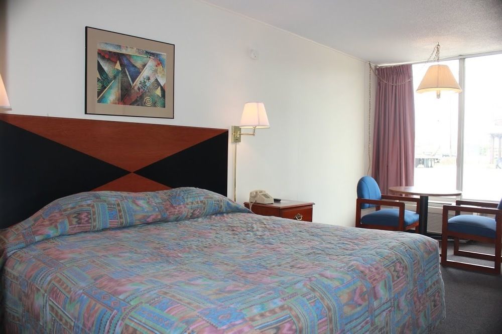 Red Carpet Inn - Louisville Luaran gambar