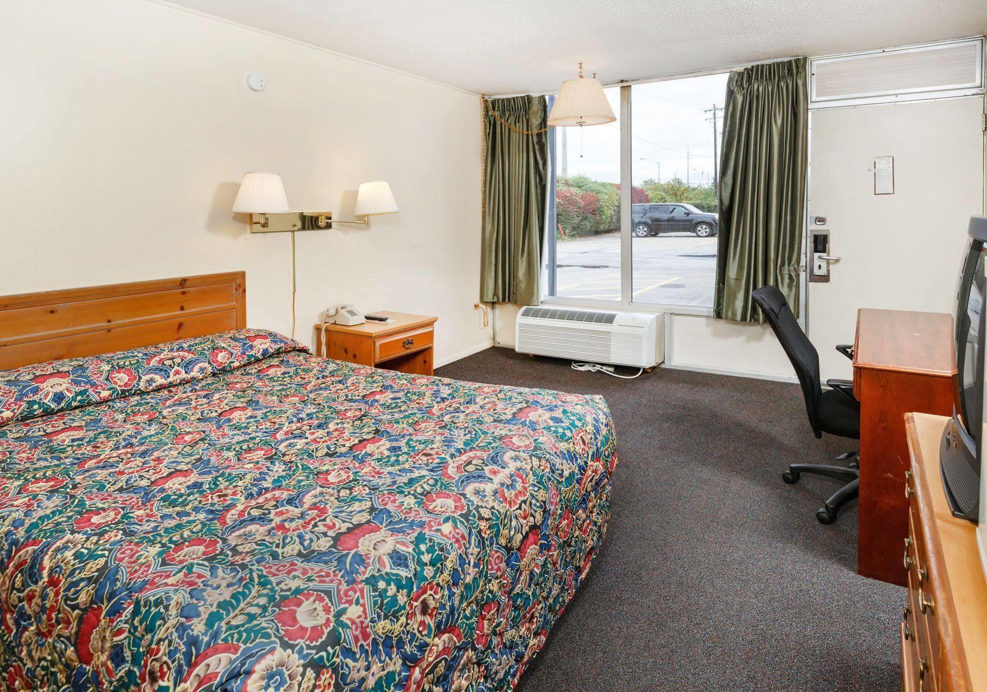 Red Carpet Inn - Louisville Luaran gambar