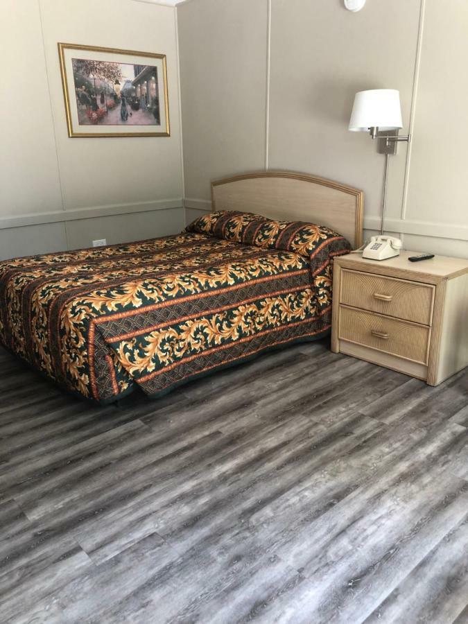 Red Carpet Inn - Louisville Luaran gambar